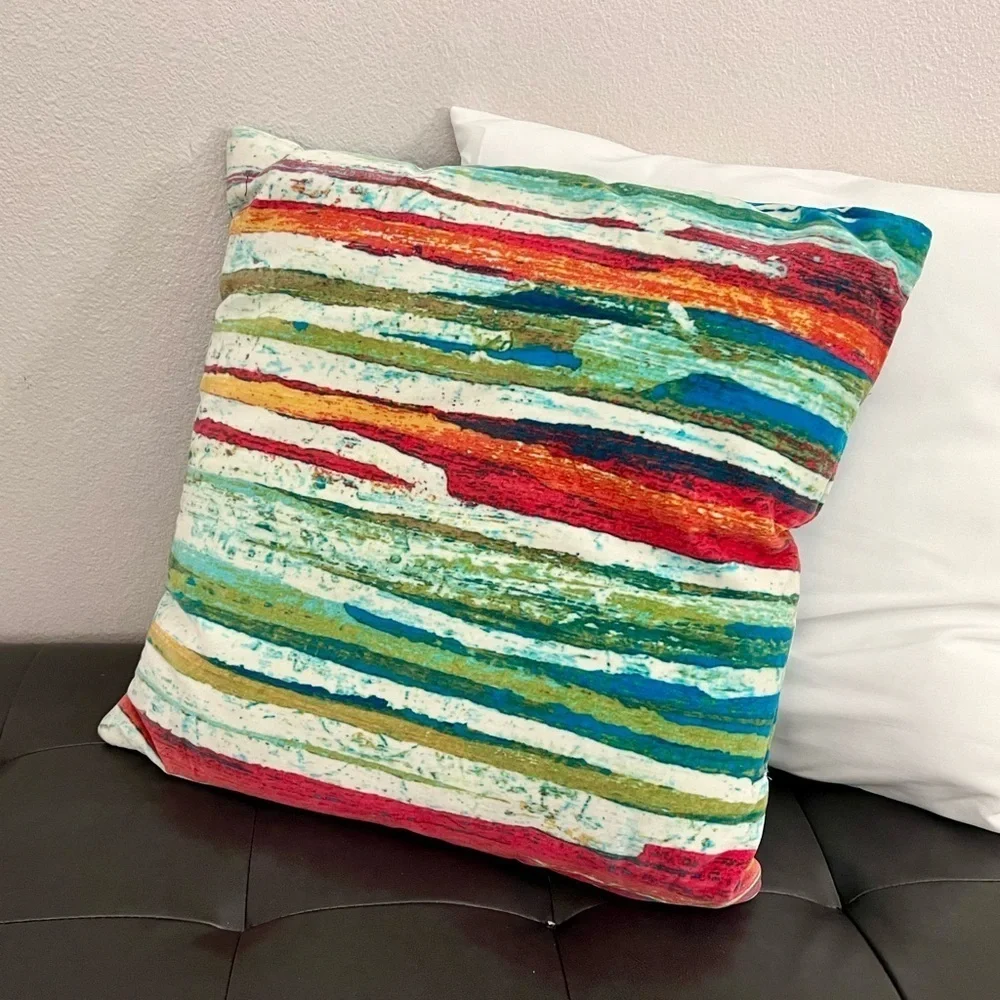 N/A modern throw